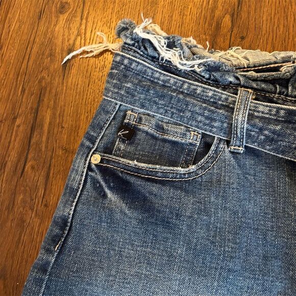 KanCan Women's High Rise Paperbag Denim Shorts Blue Size 7 Casual - Picture 6 of 12